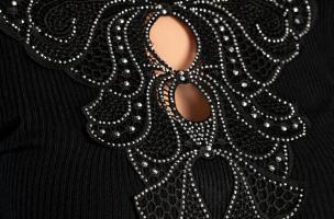 Eleganter Pullover mit dekorativem Detail "Sunna", schwarz