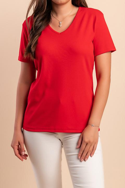 Das Model auf dem Bild ist 170 cm groß.