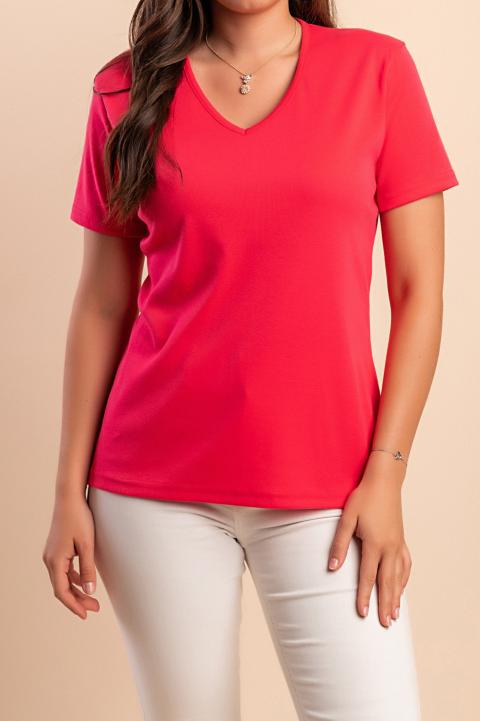 Das Model auf dem Bild ist 170 cm groß.