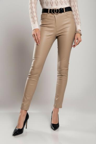 Eng geschnittene Kunstlederhose Roda, Khaki