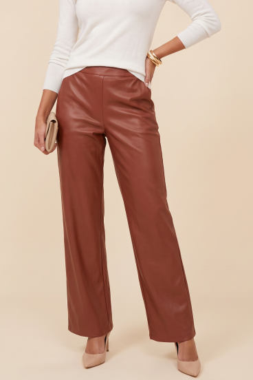 Kunstlederhose, Brandy